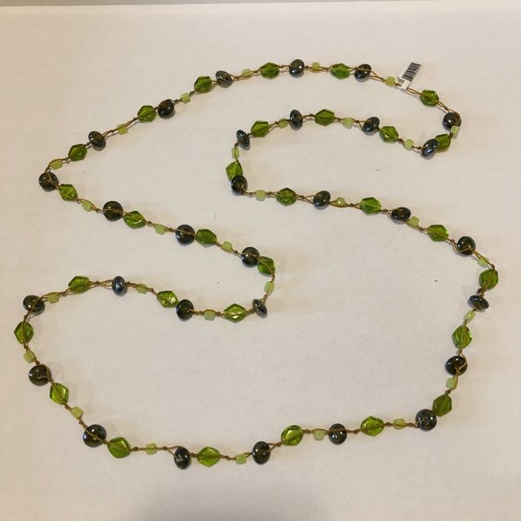 NWOT Green Necklace - Picture 2 of 2